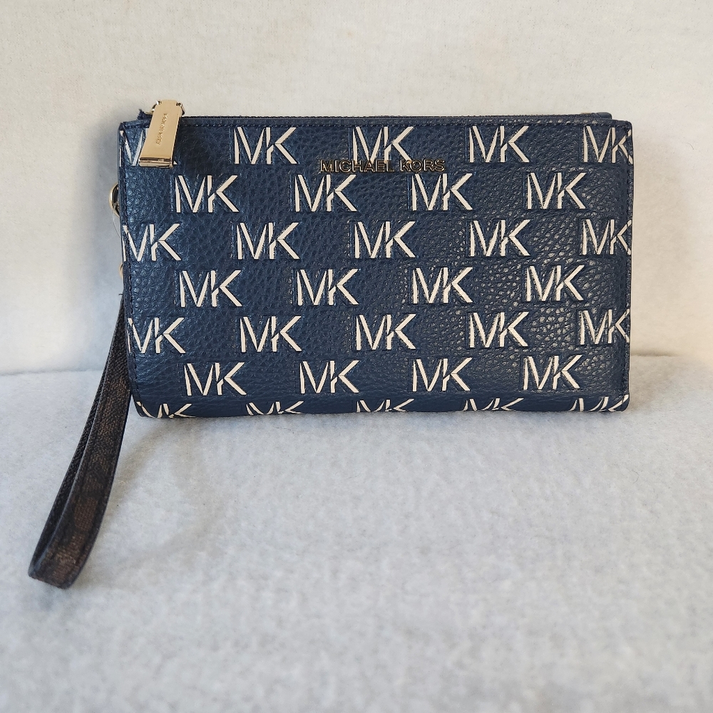 Michael Michael Kors Logo Jet Set Double Zip Wristlet